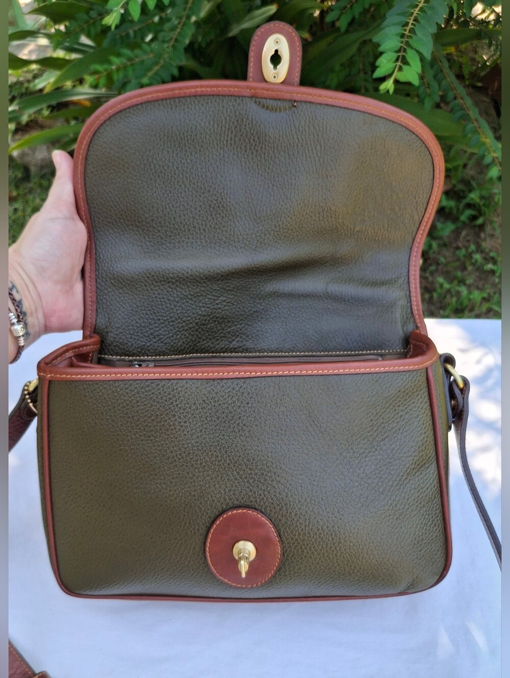 VTG 1995 Coach Glenwood Sheridan Olive/British Tan Shoulder/Crossbody Bag #4225 - Picture 11 of 16